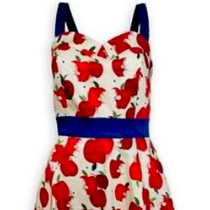 Disney Dress Shop Snow White Apple Dress, Excellent Cond. Size 2X